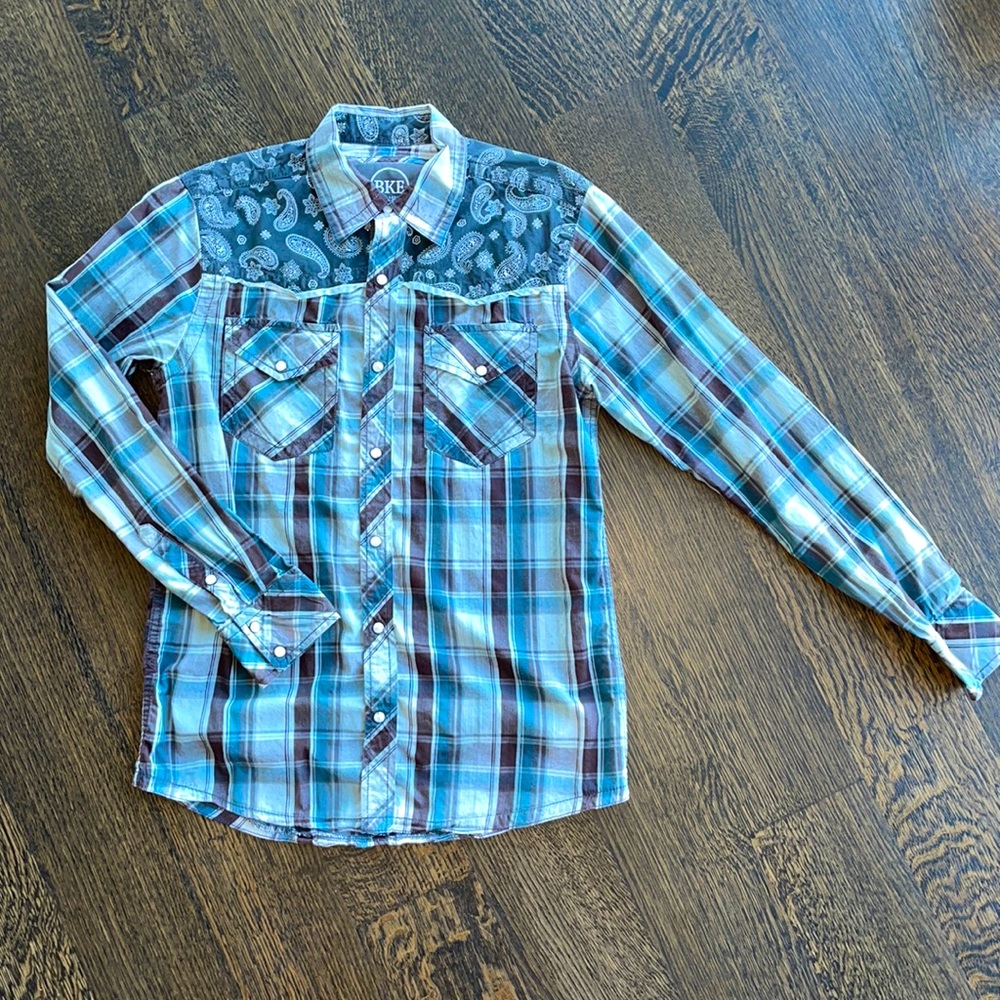 BKE Long Sleeved Button Down Shirt